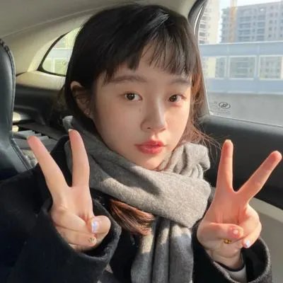 独女君未见第二季海报