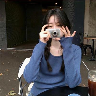 珀利克珊妮海报